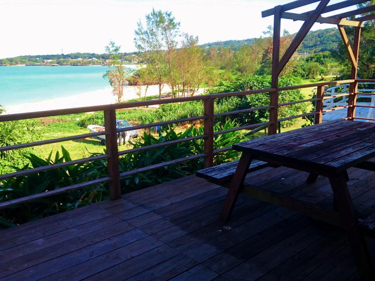Private Beach House Мотобу Екстериор снимка
